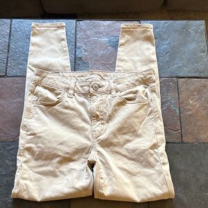 American Eagle Outfitters High rise super stretch Jegging Size 4 short